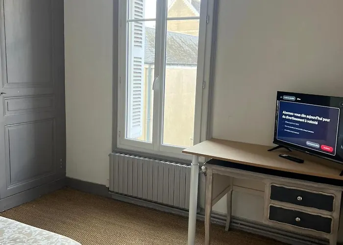 A 350m De La Gare تور